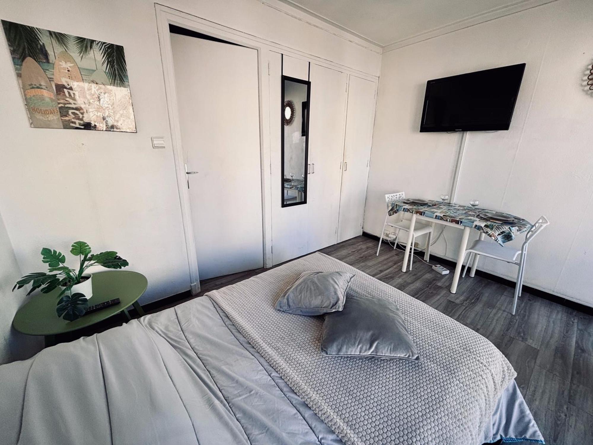 Superbe Studio Pour 2 A 20M De La Plage - 27 กาเนต์-อ็อง-รูสซียง ภายนอก รูปภาพ